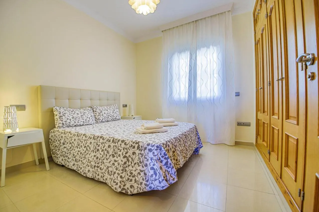 Bonito Apartamento Al Lado De La Playa Con Vistas Al Mar Benalmadena 0*,  Spain