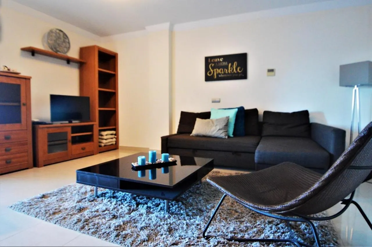 アパート Bonito Apartamento Al Lado De La Playa Con Vistas Al Mar ベナルマデナ